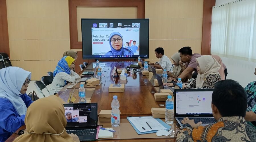Pelatihan Calon Dosen dan Guru