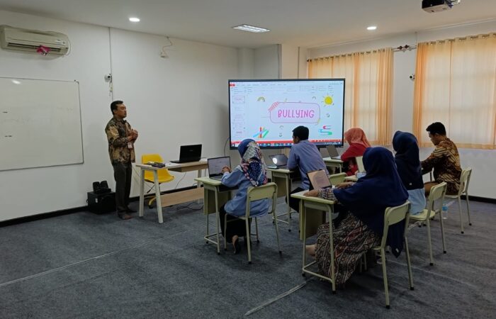 Calon dosen dan guru pamong