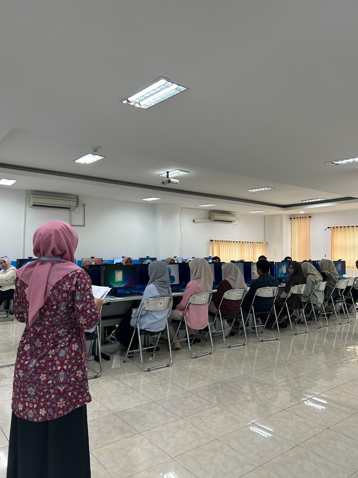 Pelaksanaan Tes Substantif PPG Calon Guru